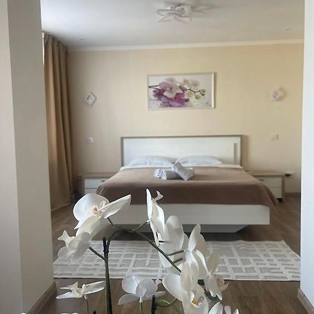 Hotel Elegia Trostyanets  ภายนอก รูปภาพ